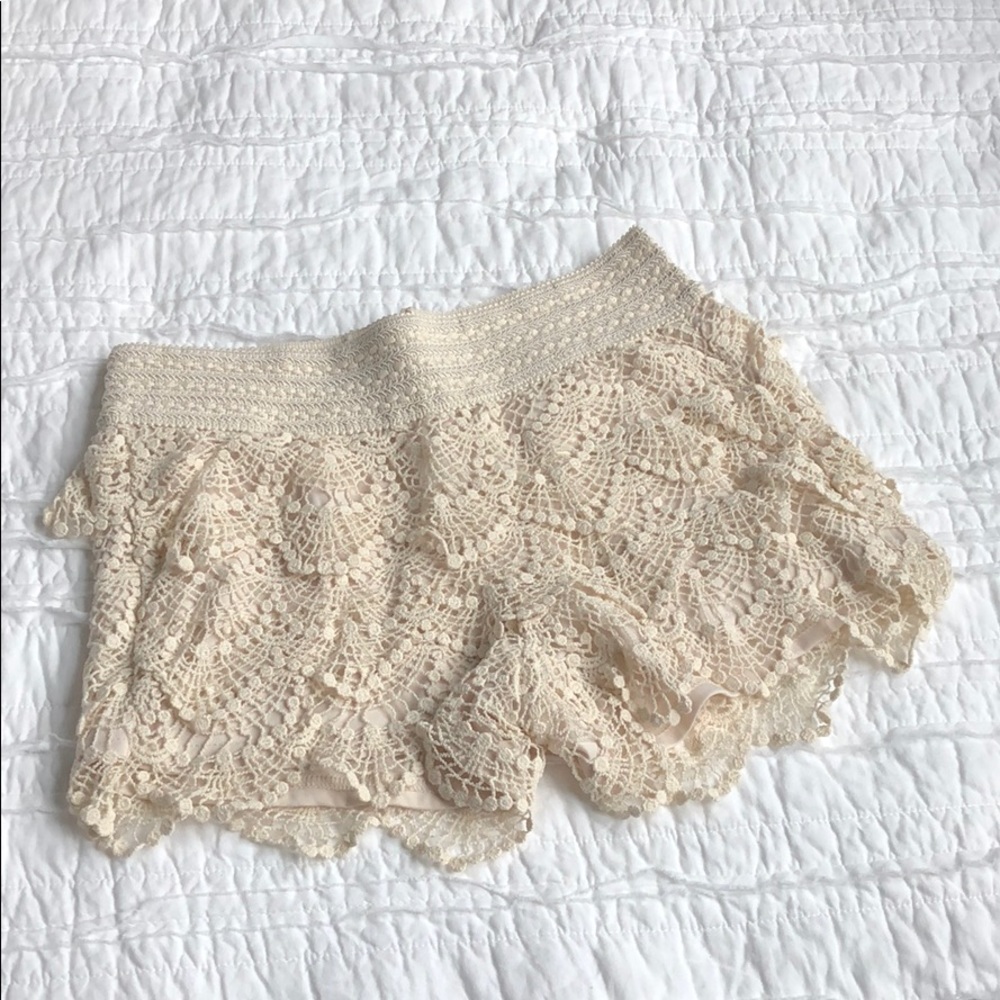 Lace detail shorts